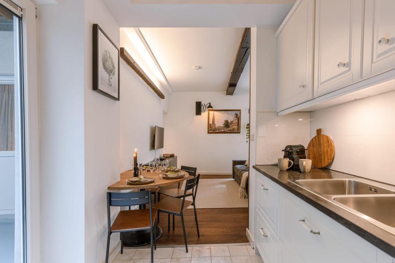 Authentic Apartment In The Heart Of Antwerpen Ngoại thất bức ảnh