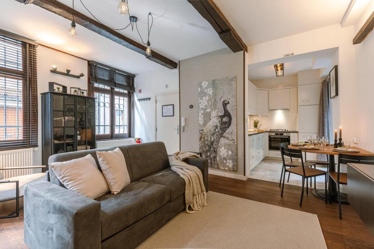 Authentic Apartment In The Heart Of Antwerpen Ngoại thất bức ảnh